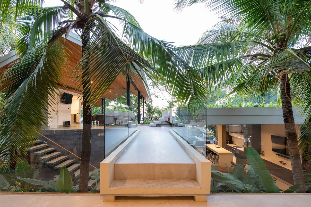 CASA BANYAN 010