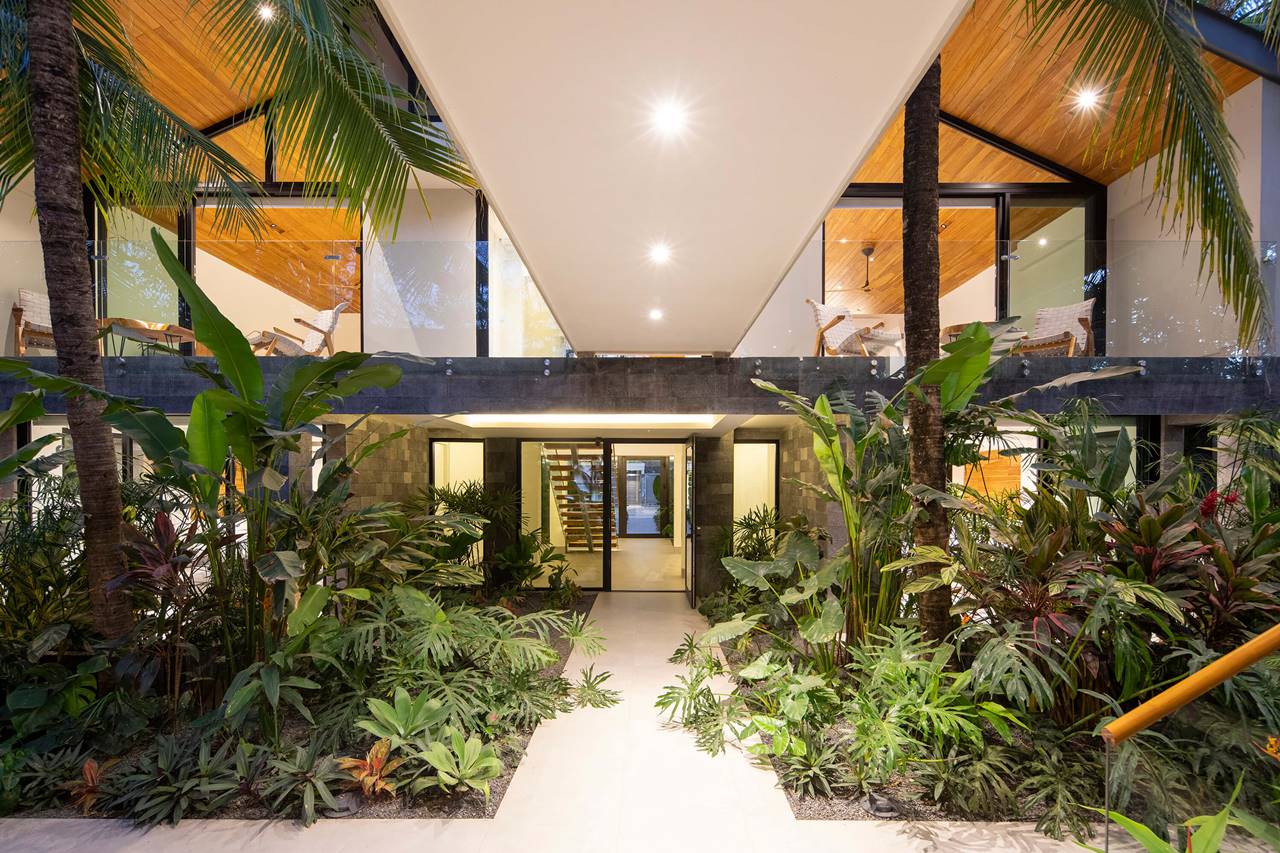 CASA BANYAN 012
