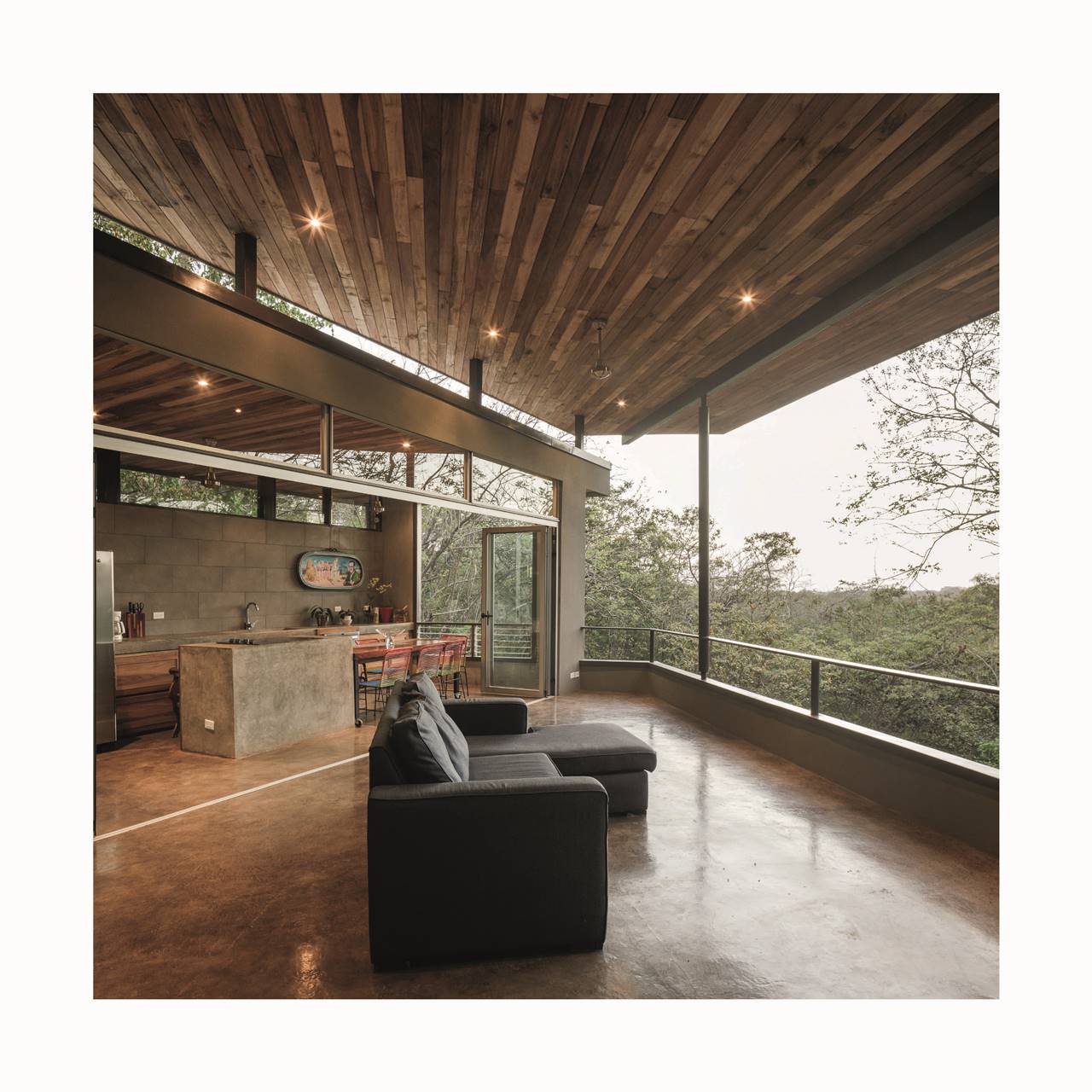FLOATING LEAF HOUSE 004