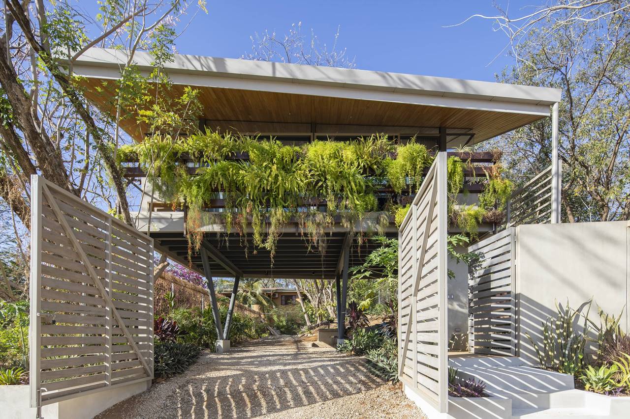 GARDEN HOUSE 025