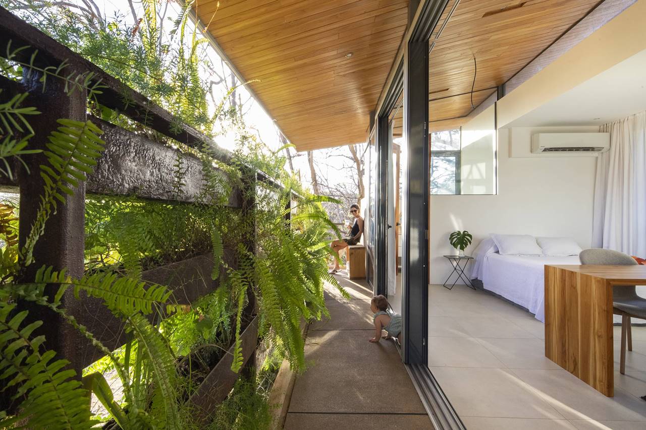 GARDEN HOUSE 033